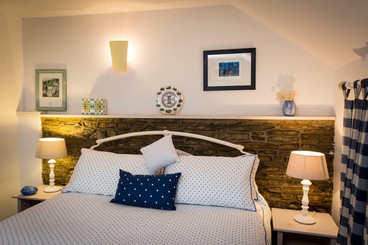 1 Tan Yr Eglwys Barn Cottage Pontardawe 외부 사진